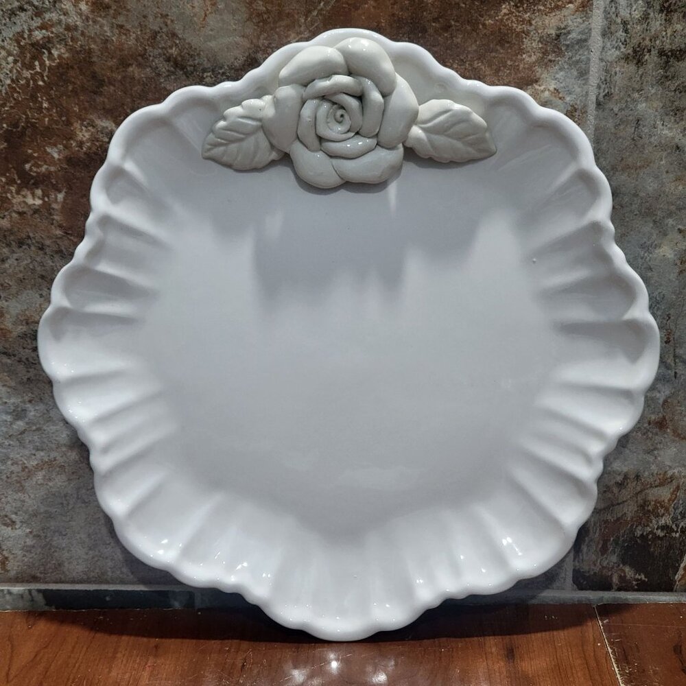 Vintage World Bazaars 3D Rose Decorative Scalloped Serving Dish Bowl